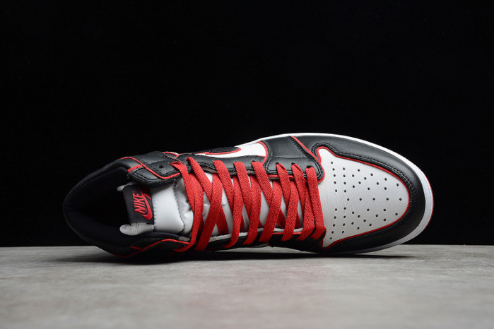 Jordan 1 Retro High Bloodline - 555088-062