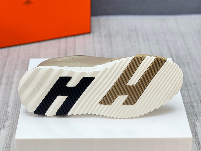 H**me5 sneaker hms007