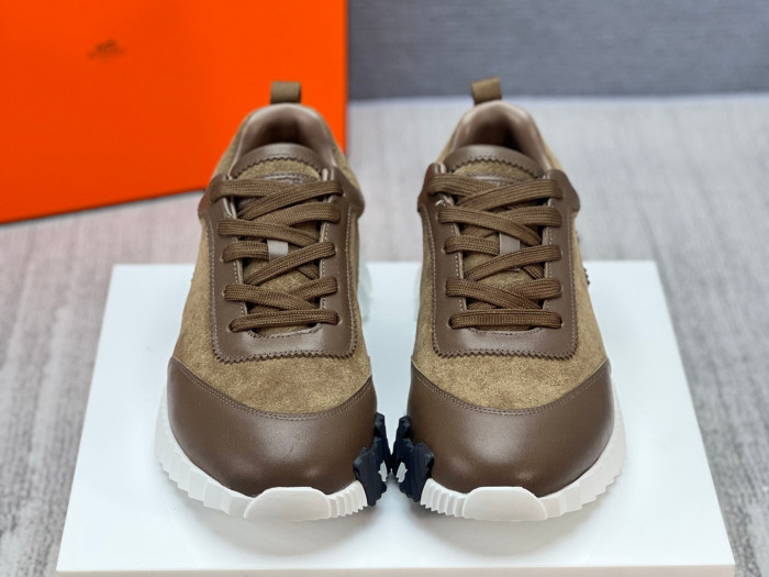 H**me5 sneaker hms004