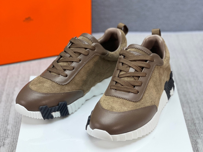 H**me5 sneaker hms004