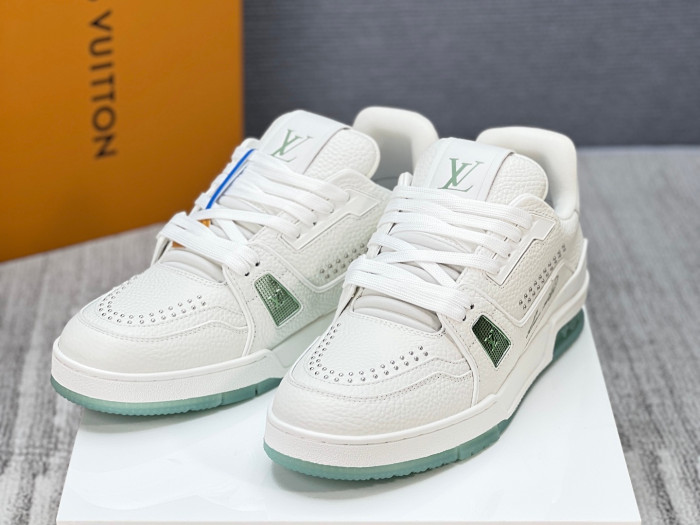 l0vis Vvtt0n lv trainer l&v-254