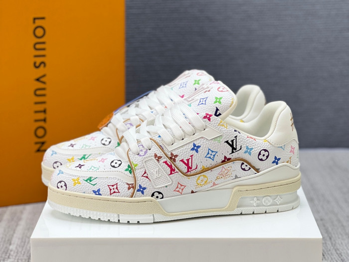 l0vis Vvtt0n lv trainer l&v-261