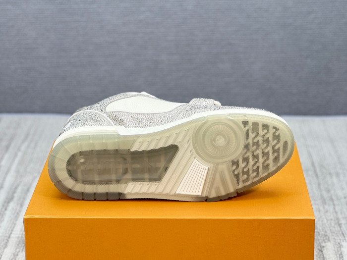 l0vis Vvtt0n lv trainer l&v-277